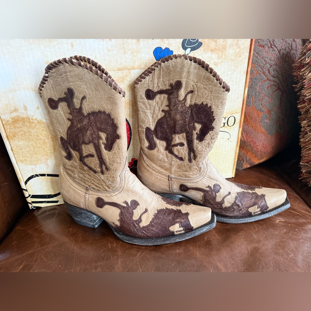 Retired NIB Yippee by Old Gringo "Cowboy Up" Boots in Box
